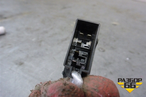 Кнопка (см фото) (81255030255) для MAN TGA 4-Series  с 2000-2008г (ТГА)