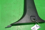 Обшивка стойки центральная нижняя правая (858353E000) для Kia Sorento I с 2002-2011г (Соренто 1)