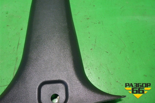 Обшивка стойки центральная нижняя правая (858353E000) для Kia Sorento I с 2002-2011г (Соренто 1)