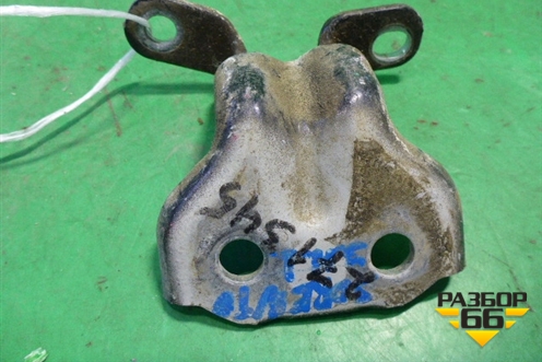 Петля двери задней левой нижняя для Kia Sorento I с 2002-2011г (Соренто 1)