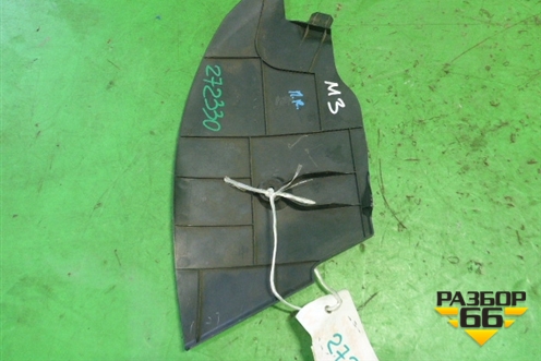 Накладка внутренняя (на консоль правая) (BP4K64231) для Mazda Mazda 3 (BK) с 2003-2009г 