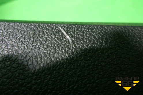 Обшивка стойки центральная нижняя левая (967597377) для Peugeot 408 с 2012г