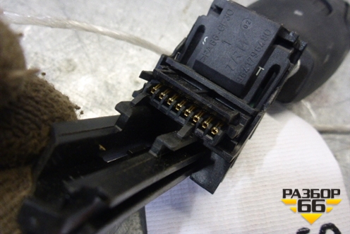 Модуль кнопок управления магнитолой подрулевой (9641796480) для Peugeot 408 с 2012г