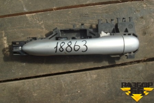 Ручка наружная двери задней левой для Renault Megane 2 с 2002-2009г (Меган)