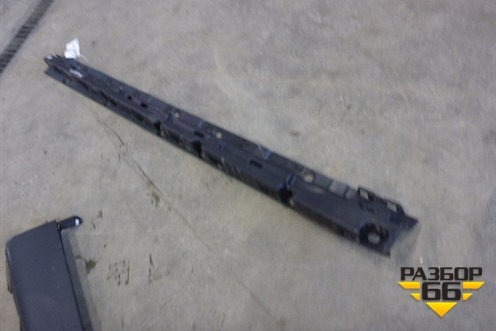 Усилитель порога (правый) (51117319852) для BMW X5 F15 с 2013г (Х5 Ф15)