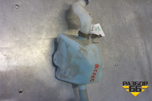 Бачок омывателя лобового стекла для Volvo C30 с 2006г