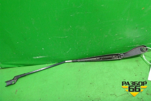 Поводок стеклоочистителя правый для Volvo C30 с 2006г