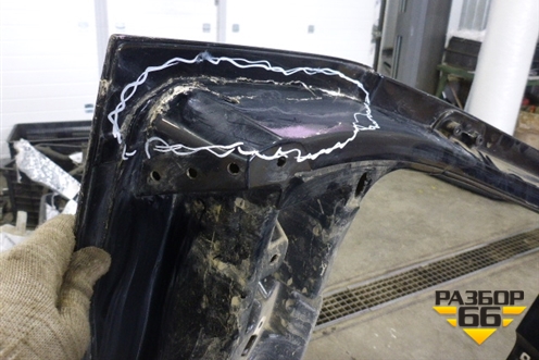 Дверь багажника без стекла верхняя (39983987) для Volvo XC90 с 2002-2015г (ХС90)