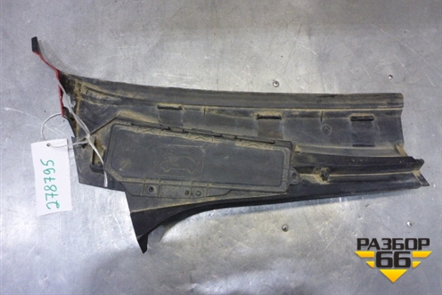 Решетка стеклоочистителей правая (9637992277) для Citroen C3 с 2002-2009г (С3)