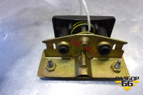 Замок багажника ответная часть для Peugeot 407 с 2004г