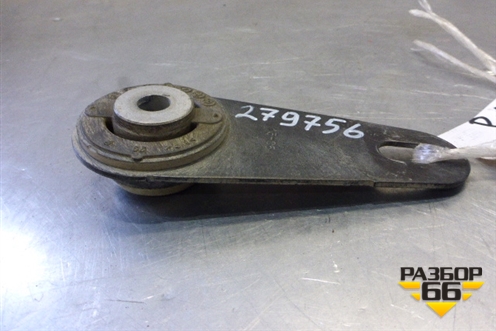 Кронштейн подрамника для Peugeot 407 с 2004г