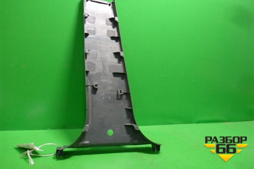 Обшивка стойки центральная нижняя правая для Toyota Hilux с 2005-2015г (Хайлюкс)