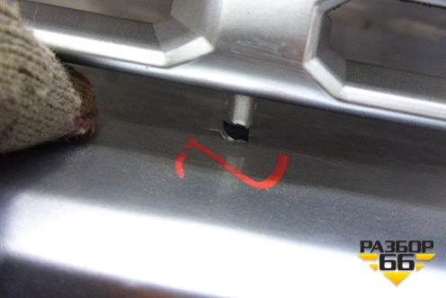 Решетка радиатора (до 2018г) (CK528200AE) для Land Rover Range Rover 4 с 2013-2022г (Вог)