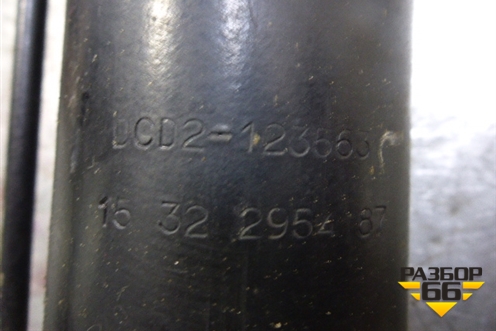 Цилиндр подъёма кабины (15322954187) для Mercedes Benz TRUCK Axor 2 с 2004г (Аксор)