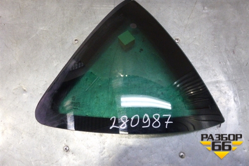 Стекло глухое левое (универсал заднее задняя часть новое 2004г) (8569EK) для Peugeot 407 с 2004г