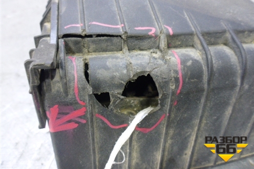 Блок предохранителей подкапотный (3C0937125) для Volkswagen Passat (B6) с 2005-2010г (Пассат Б6)