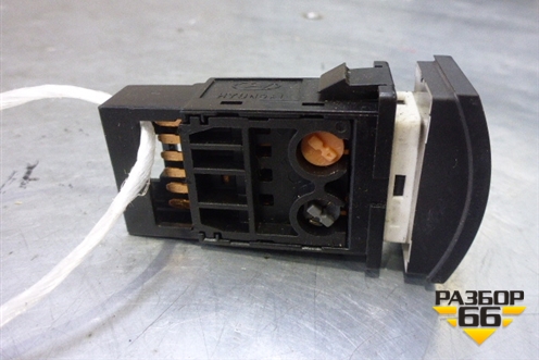 Кнопка обогрева заднего стекла (после 2008г) для Kia Picanto с 2005-2011г (Пиканто 1)