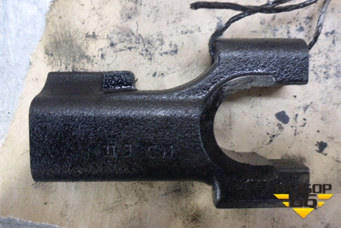 Кронштейн оси коромысла (3079661) для International 9800i