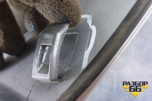 Накладка двери багажника верхняя правая (7680342040) для Toyota Rav-4 с 2006-2013г (Рав 4)