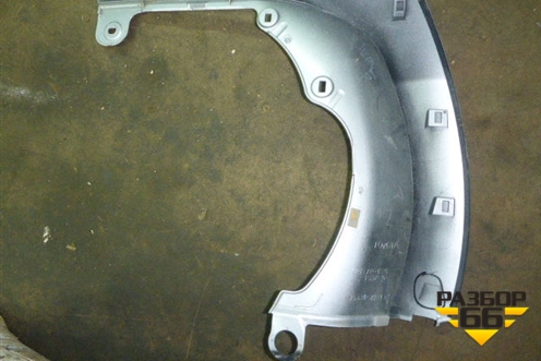 Накладка двери багажника верхняя левая (7680442010) для Toyota Rav-4 с 2006-2013г (Рав 4)