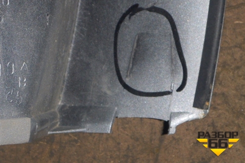 Накладка двери багажника верхняя левая (7680442010) для Toyota Rav-4 с 2006-2013г (Рав 4)