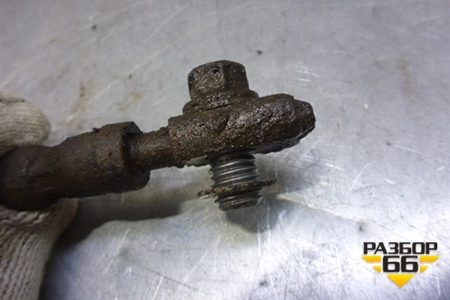 Шланг тормозной (передний) для Volkswagen Touran с 2003-2010г (Тоуран)