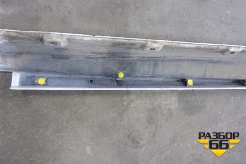 Накладка на порог наружная левая (AW93F31185A) для Jaguar XJ с 2010г