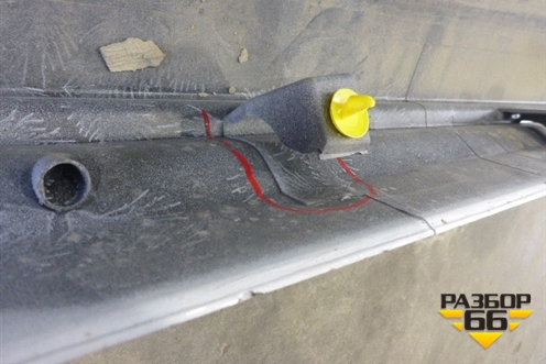 Накладка на порог наружная левая (AW93F31185A) для Jaguar XJ с 2010г