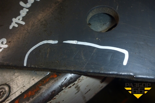 Кронштейн траверсы (передний левый) к раме (1854087) для Scania 5 R Series с 2004-2016г