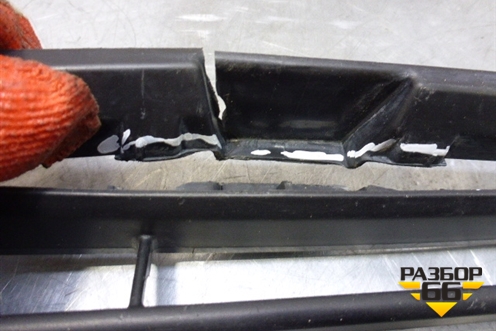 Решетка в передний бампер левая (до 2014г) (5311360050) для Lexus GX-460 с 2009г (ГХ)