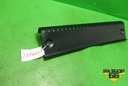 Обшивка багажника (на заднюю панель седан) (12796541B) для Cadillac BLS с 2006г (БЛС)