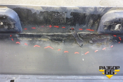 Накладка на порог наружная левая (седан) (12760625) для Cadillac BLS с 2006г (БЛС)