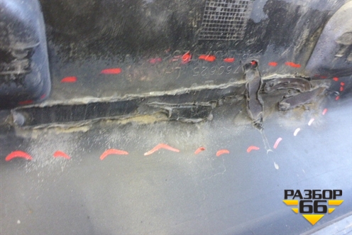 Накладка на порог наружная левая (седан) (12760625) для Cadillac BLS с 2006г (БЛС)