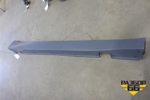 Накладка на порог наружная правая (до 2007г новая) (51717033760) для BMW 5-серия Е60/Е61 с 2003-2009г