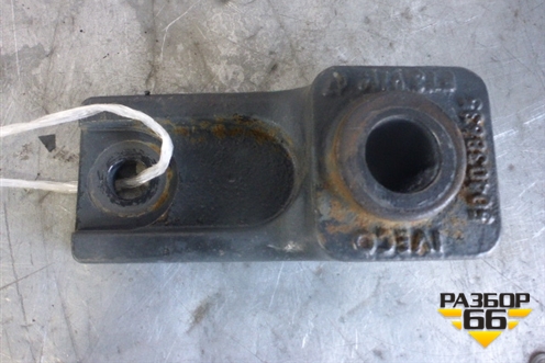 Опора амортизатора кабины нижняя (504038635) для Iveco Stralis с 2007г (Стралис)