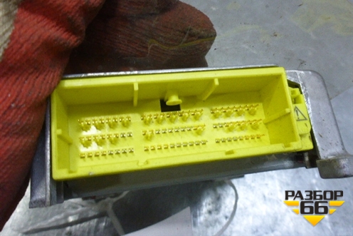 Блок управления AIR BAG (8917033460) для Toyota Camry CV3 с 2001-2006г (Камри)