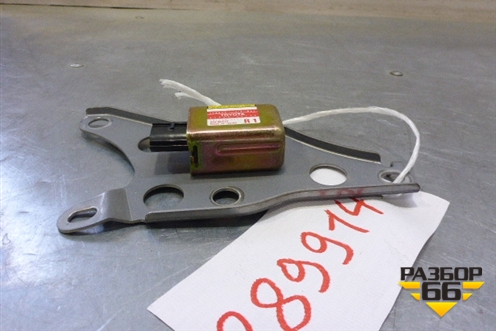 Датчик AIR BAG (передний правый) (8986033100) для Toyota Camry CV3 с 2001-2006г (Камри)
