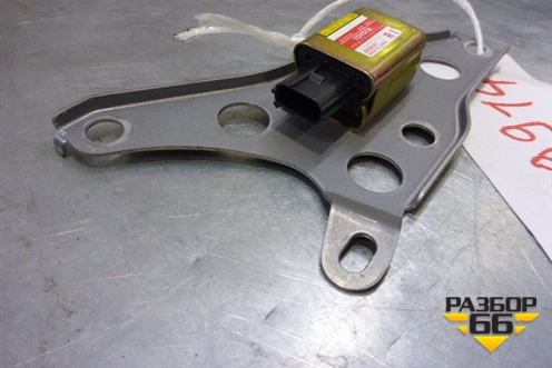 Датчик AIR BAG (передний правый) (8986033100) для Toyota Camry CV3 с 2001-2006г (Камри)