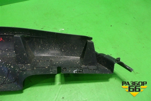 Обшивка стойки задняя нижняя левая (5JA867765A) для Skoda Rapid с 2013г (Рапид)