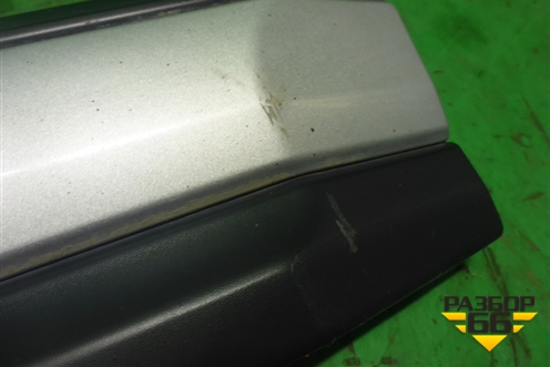 Накладка двери задней правой (после 2015г) (5757A410) для Mitsubishi Outlander с 2012-2024г (Аутлендер)