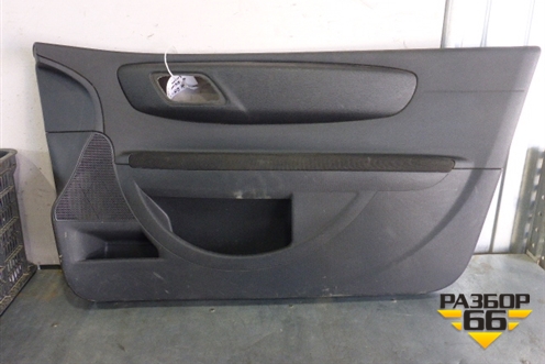 Обшивка двери передней правой под электрику (3х дверный кузов) (9645274277) для Citroen C4 с 2005-2011г (С4)