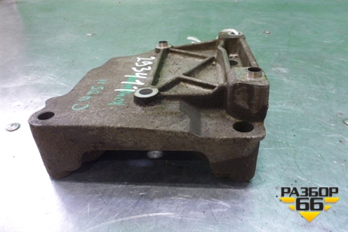 Кронштейн компрессора кондиционера (9657137480) для Citroen C4 с 2005-2011г (С4)