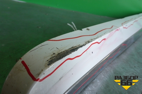 Накладка двери передней правой (после 2013г с хромом) для Volvo XC60 с 2008-2017г (ХС60)