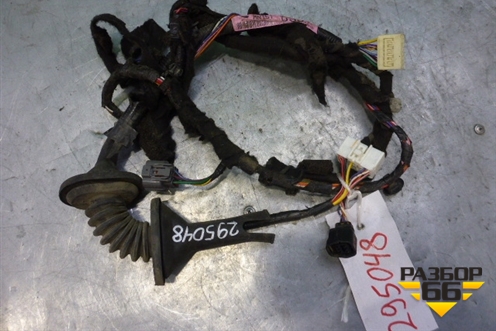 Проводка двери передней левой (MN151095) для Mitsubishi Lancer-9  с 2003-2008г (Лансер)