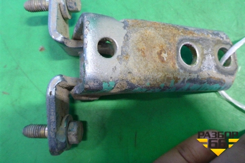 Петля двери передней правой нижняя (MR302270) для Mitsubishi Lancer-9  с 2003-2008г (Лансер)