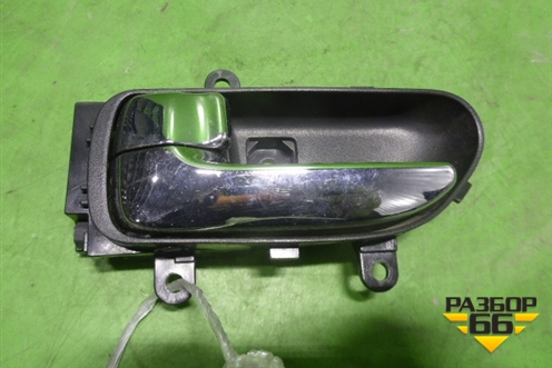 Ручка внутренняя двери задней левой для Nissan Teana (J31) с 2003-2008г (Теана)