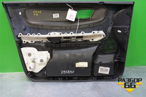 Обшивка двери передней правой под электрику (5ти дверный кузов) (96838956ZD) для Citroen C4 с 2005-2011г (С4)