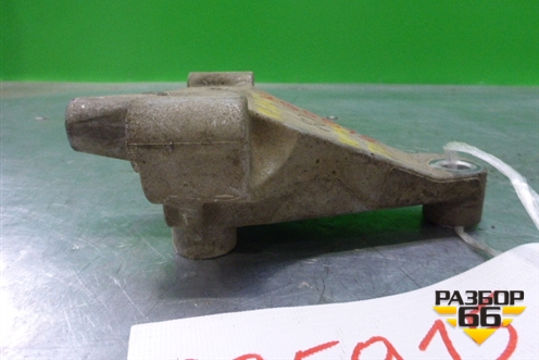 Кронштейн двигателя правый (2.3л VQ23) для Nissan Teana (J31) с 2003-2008г (Теана)