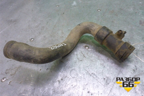 Патрубок системы охлаждения для Audi A8 с 1998-2003г (А8)