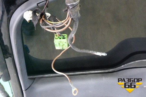 Дверь багажника со стеклом (USA) для Volkswagen Touareg c 2002-2010г (Туарег)